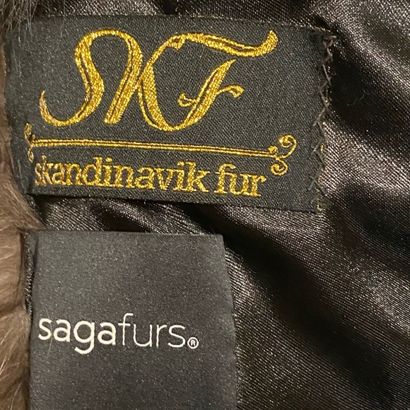 Cropped Silver Fox Fur Bolero Jacket - Picture 12 of 12